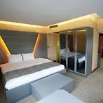 The Life Hotel & Spa